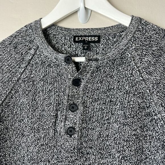 Express Mens Black/White Long Sleeve 4 Button Up Open Knit Sweater - Picture 5 of 9
